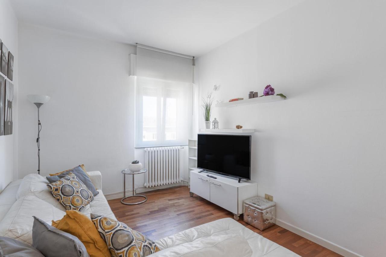 Casa Eleonora - Pavia - By Host4U Apartment Exterior photo