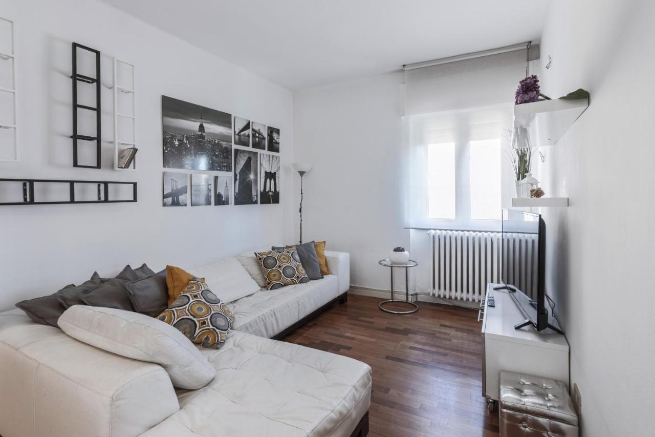 Casa Eleonora - Pavia - By Host4U Apartment Exterior photo