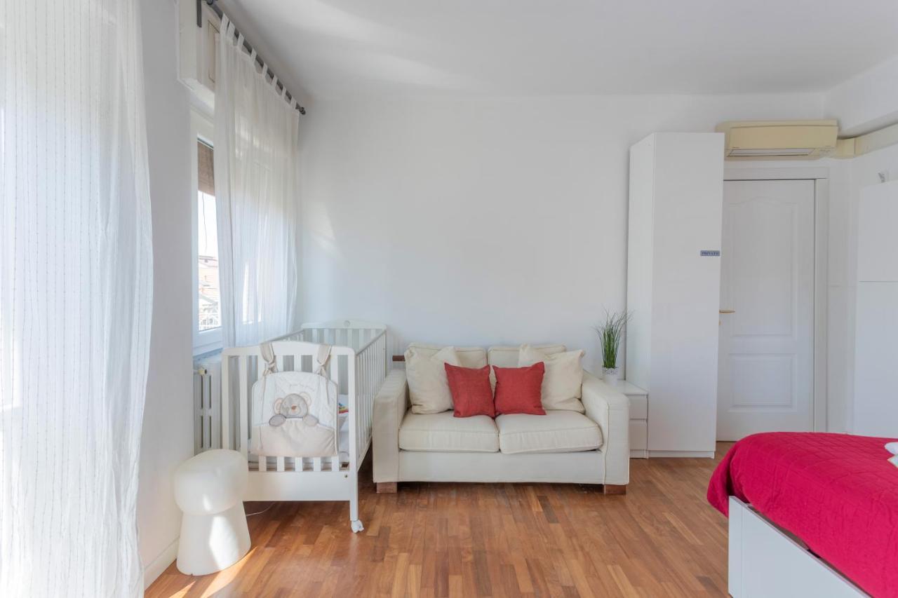 Casa Eleonora - Pavia - By Host4U Apartment Exterior photo